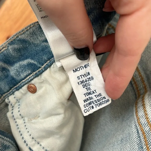 Mother Superior The Tomcat Distressed Cropped Jeans